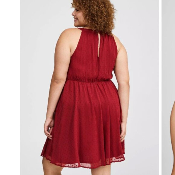 Torrid Mini Clip Dot Chiffon Halter Keyhole Dress -Size 5 - NWT - Picture 4 of 12